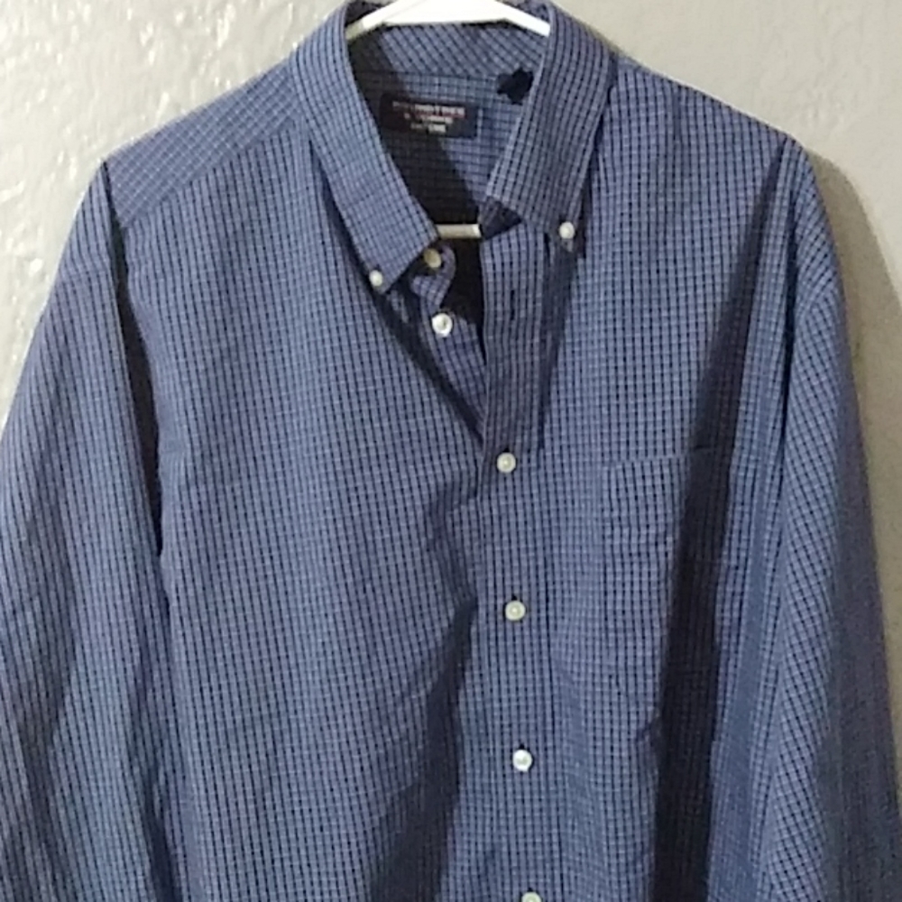 Mens button up dress shirt
